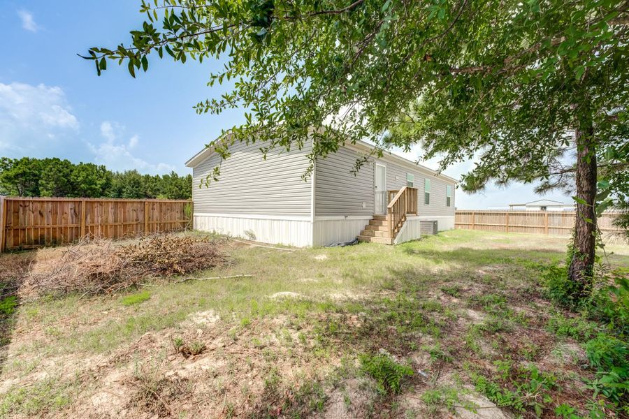 Image 25 of a home in . Image 25 of a home in .