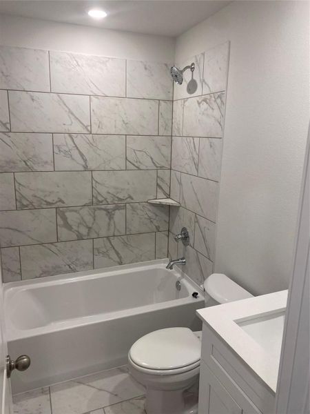 Representative photos. Actual Property may vary in features, finishes, and layout.