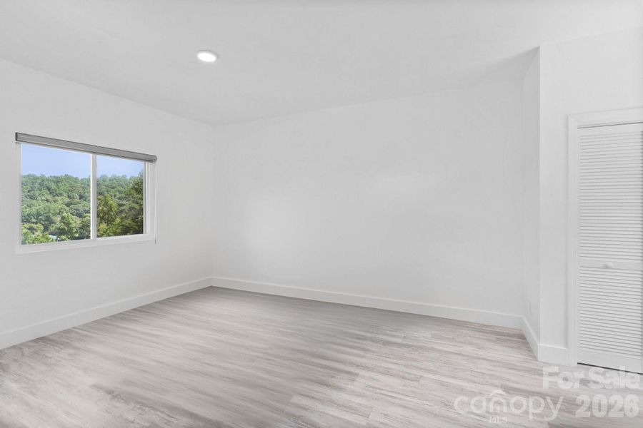 Spacious, unfurnished interior of a new home in , Rutherfordton (Image 17).