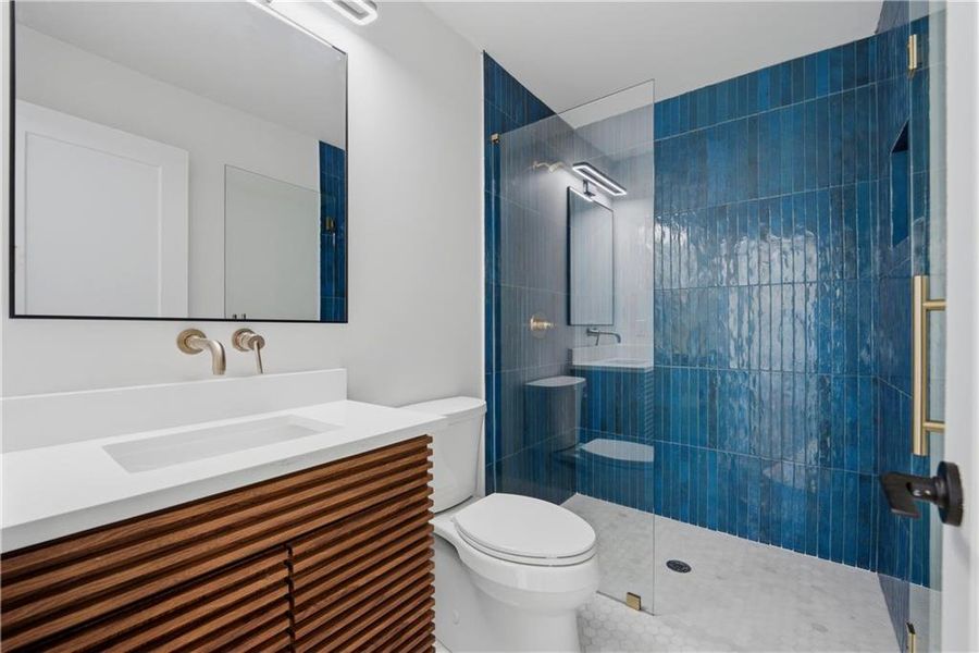 Furnished interior view inside a new home in , Atlanta (Image 5).