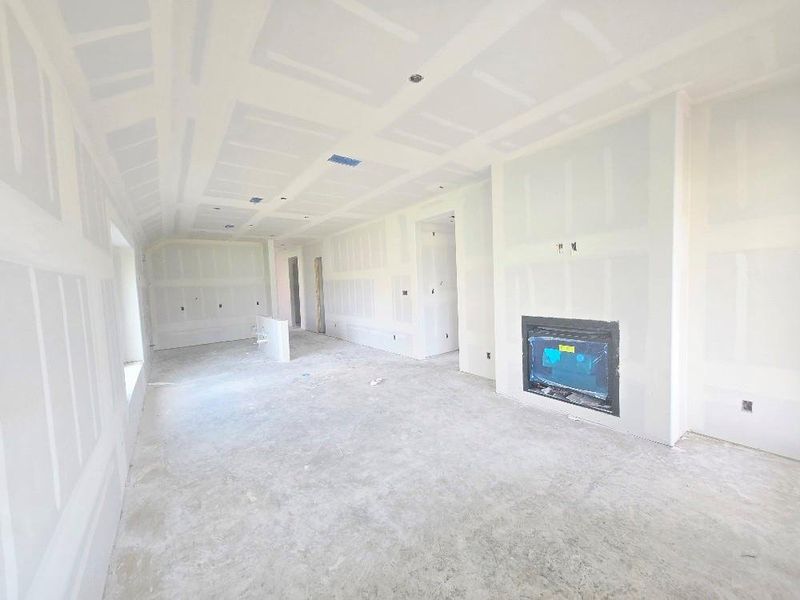 Spacious, unfurnished interior of a new home in Sienna 40', Missouri City (Image 16). Spacious, unfurnished interior of a new home in Sienna 40', Missouri City (Image 16).