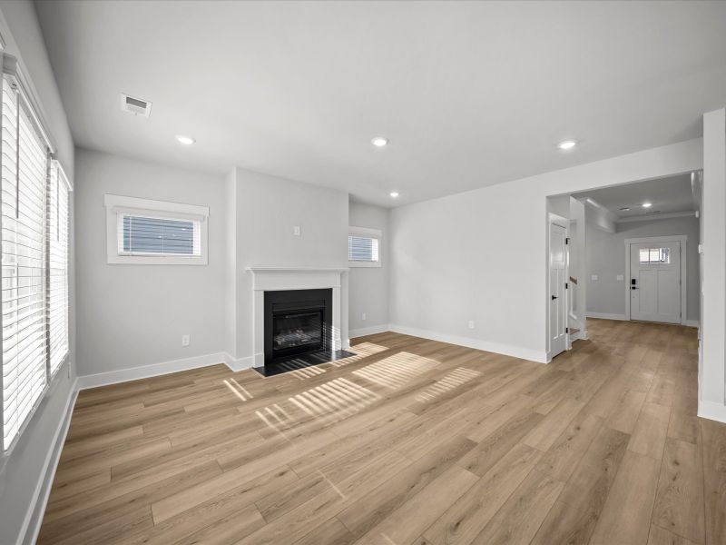 Spacious, unfurnished interior of a new home in Cedar Shoals - Signature Collection, Piedmont (Image 12).