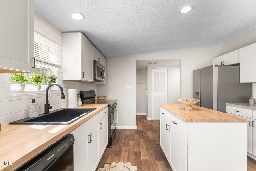 7761 Old 421 Road-13