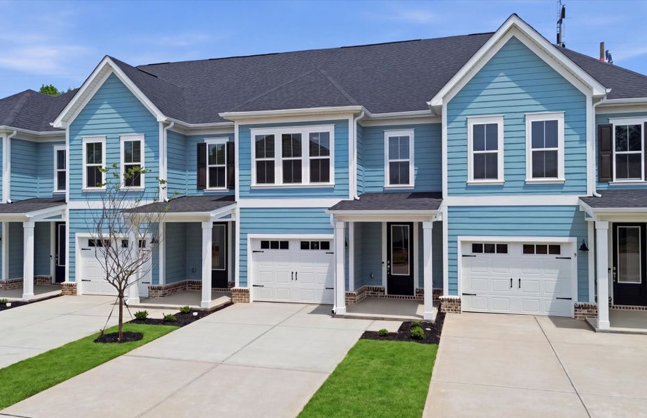 Front exterior of a new home in Alston Park, Greenville, SC, highlighting curb appeal (Image 2). Front exterior of a new home in Alston Park, Greenville, SC, highlighting curb appeal (Image 2).