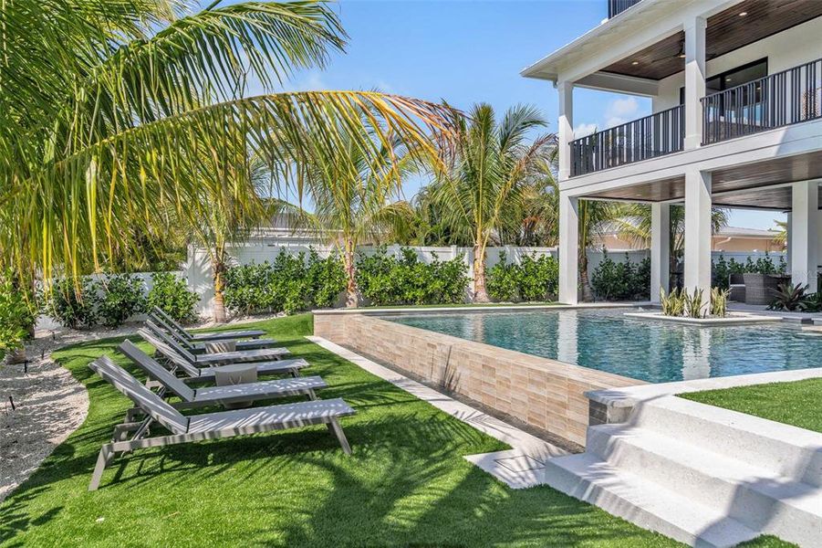 Exterior details and patio area of a home in , Anna Maria (Image 3).