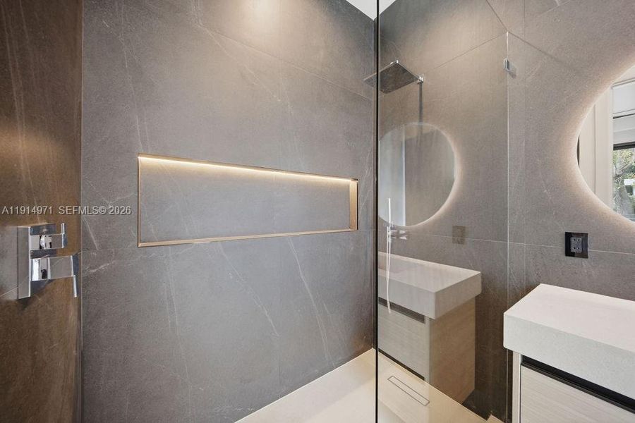 Furnished interior view inside a new home in , Fort Lauderdale (Image 6).