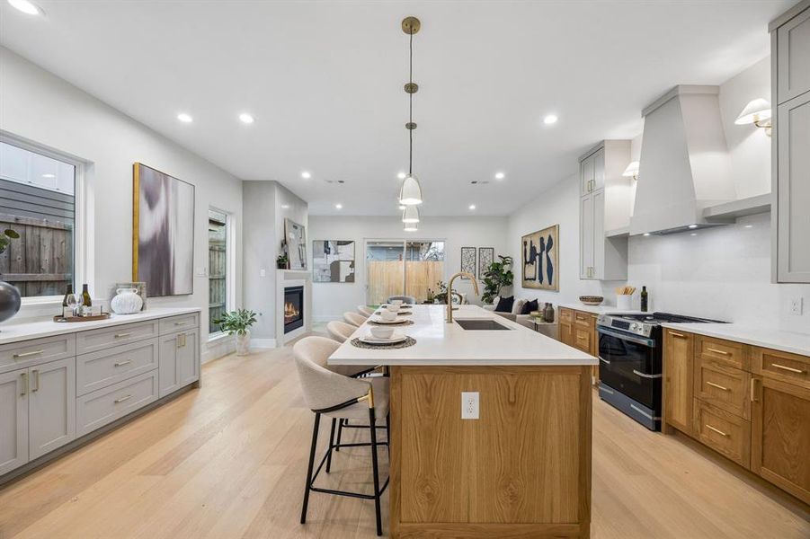 Furnished interior view inside a new home in , Dallas (Image 16).