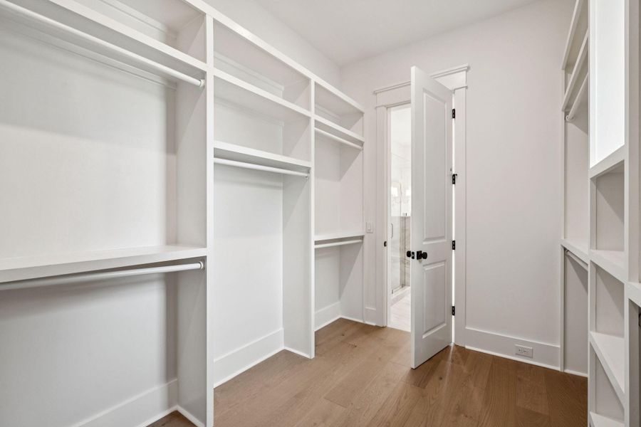 Spacious, unfurnished interior of a new home in , Mount Pleasant (Image 51).