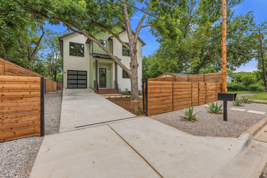 Exterior details and patio area of a home in , Austin (Image 21).