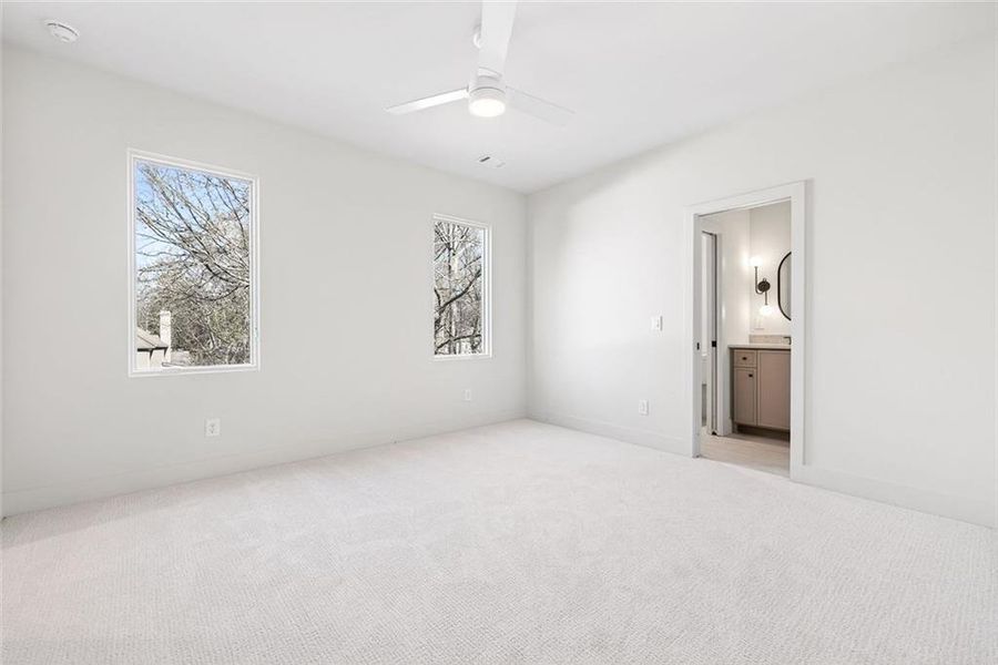 Spacious, unfurnished interior of a new home in , Atlanta (Image 28). Spacious, unfurnished interior of a new home in , Atlanta (Image 28).