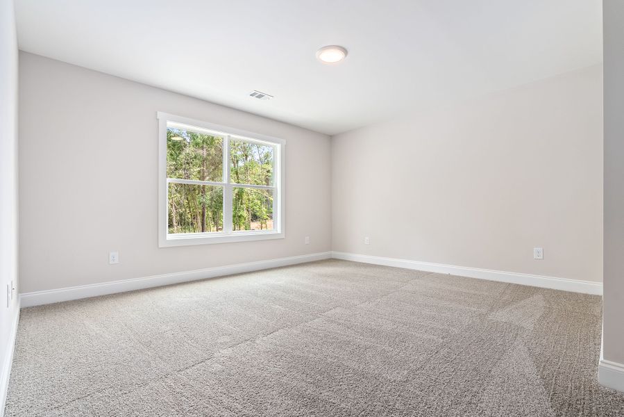 Spacious, unfurnished interior of a new home in Hammett Woods, Hogansville (Image 24).