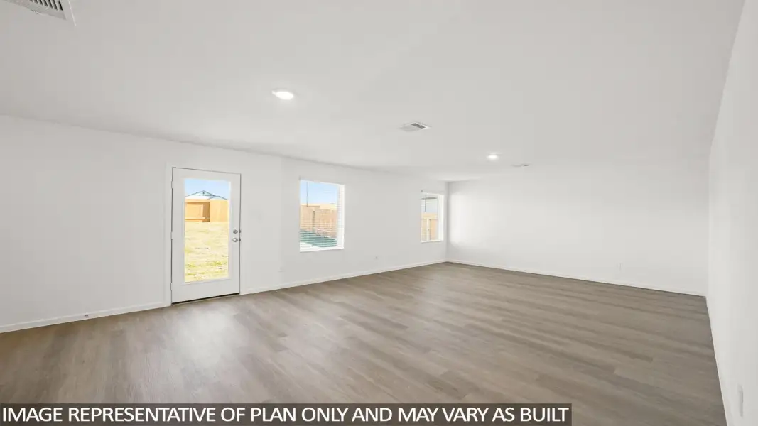 Spacious, unfurnished interior of a new home in Lexington Heights, Willis (Image 15). Spacious, unfurnished interior of a new home in Lexington Heights, Willis (Image 15).