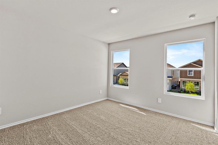 Spacious, unfurnished interior of a new home in Orchard Village, Fort Worth (Image 16).