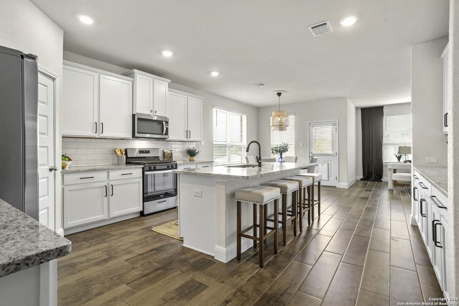 Furnished interior view inside a new home in Canyon View, San Antonio (Image 19). Furnished interior view inside a new home in Canyon View, San Antonio (Image 19).