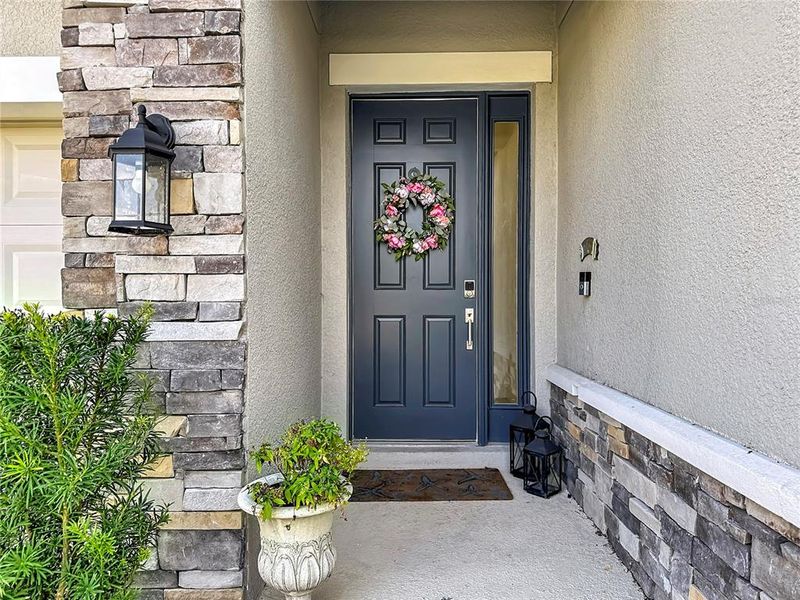 Exterior details and patio area of a home in , Nokomis (Image 3).