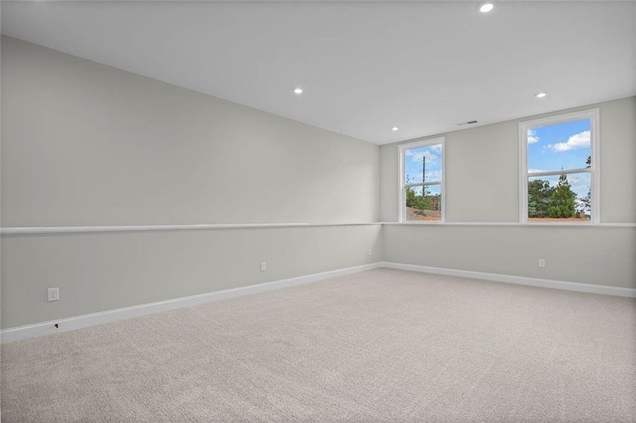Spacious, unfurnished interior of a new home in Woodberry, Canton (Image 17).
