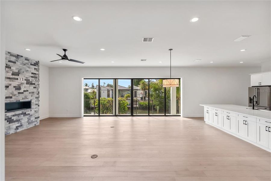 Spacious, unfurnished interior of a new home in , Longboat Key (Image 26). Spacious, unfurnished interior of a new home in , Longboat Key (Image 26).