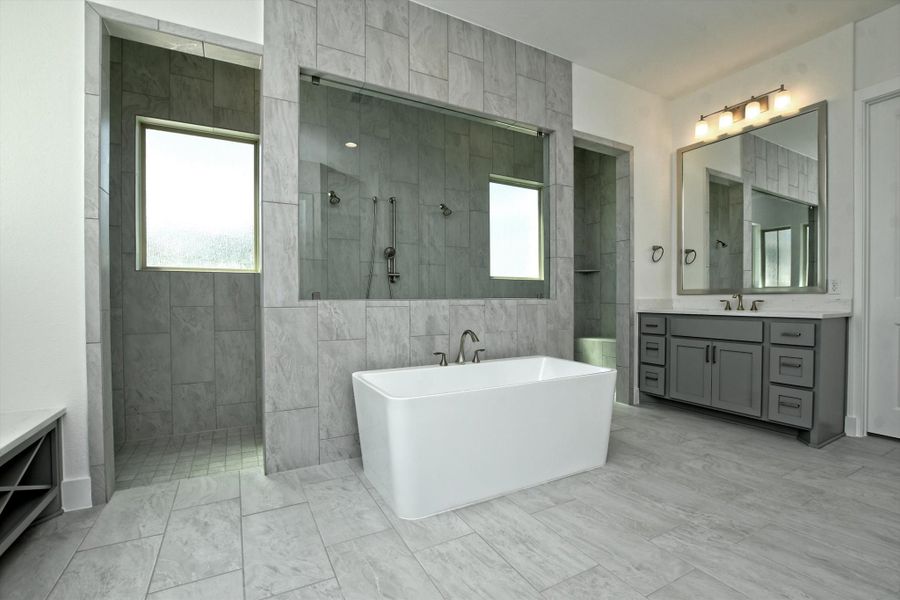 Representative furnished interior of a home built from the Siena III by Giddens Homes in Clearwater Ranch, Liberty Hill (Image 180).