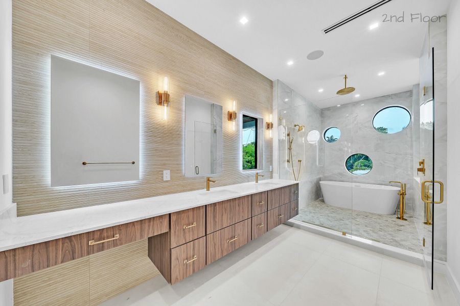20 Primary Bathoom (2) 20 Primary Bathoom (2)