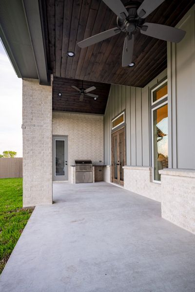 Exterior details and patio area of a home in Stella Ranch, Bryan (Image 33).