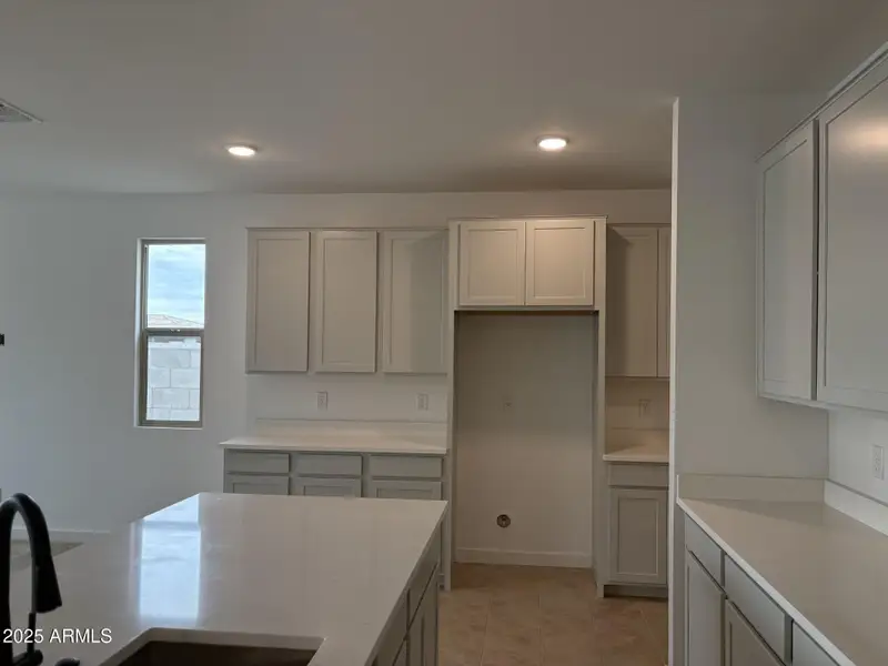 CP45 Lot 109 Kit Cabs