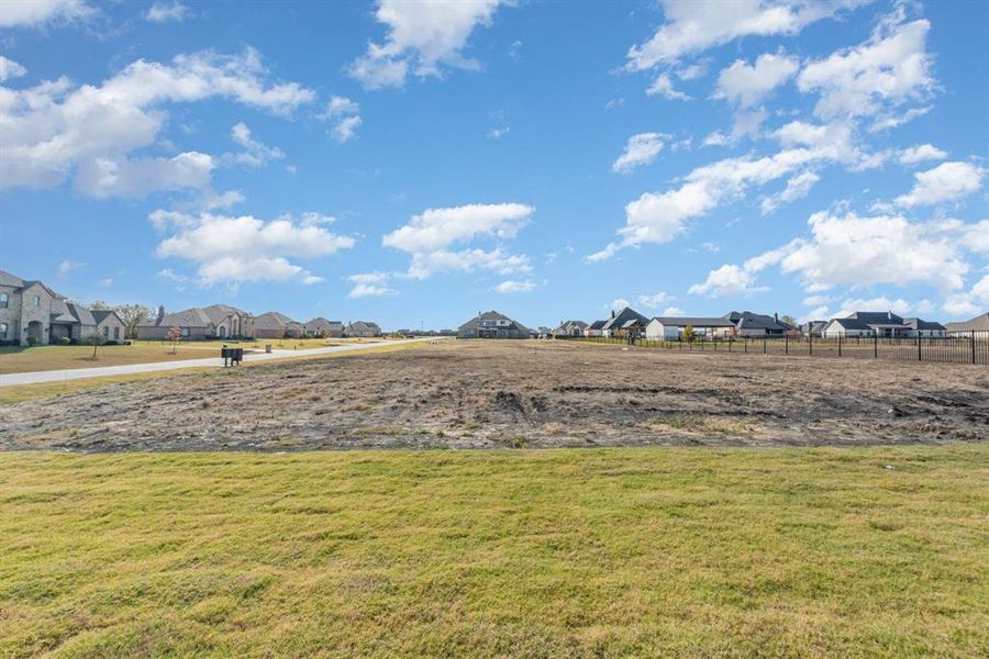 View of yard featuring a residential view