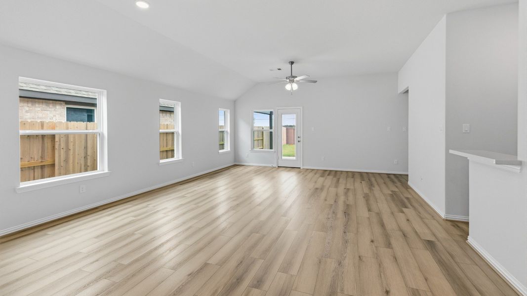 Furnished interior view inside a new home in Brookewater, Rosenberg (Image 11).