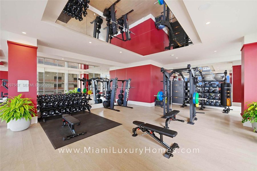 Community amenities in , Miami (Image 45).