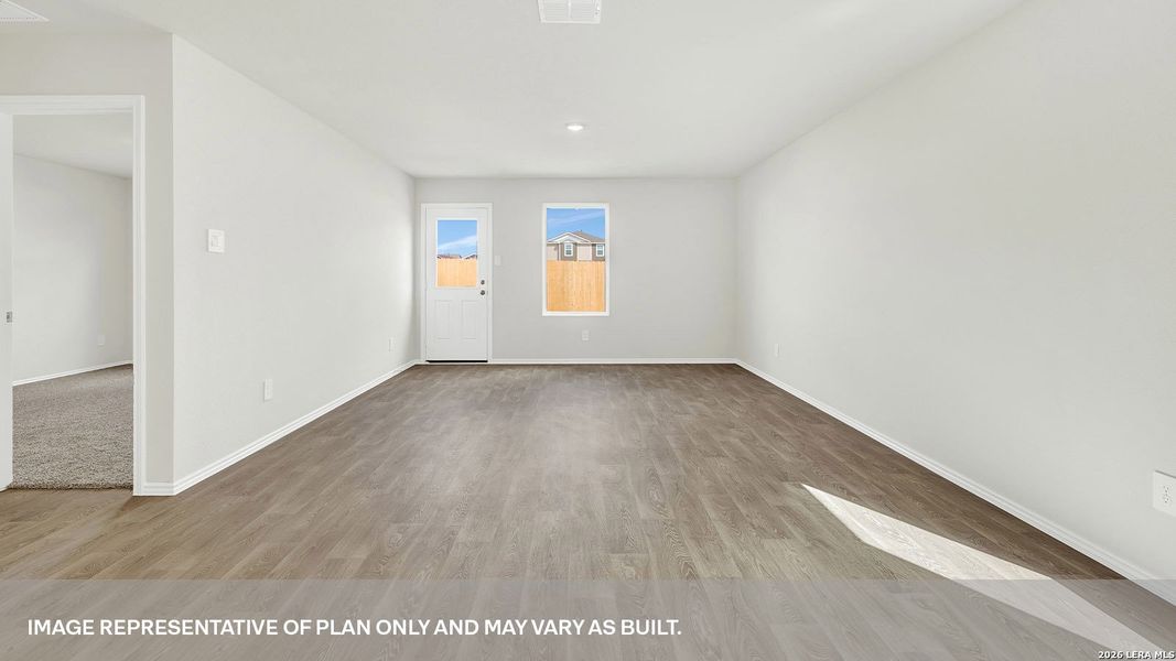 Spacious, unfurnished interior of a new home in Sunset Oaks, Maxwell (Image 9).