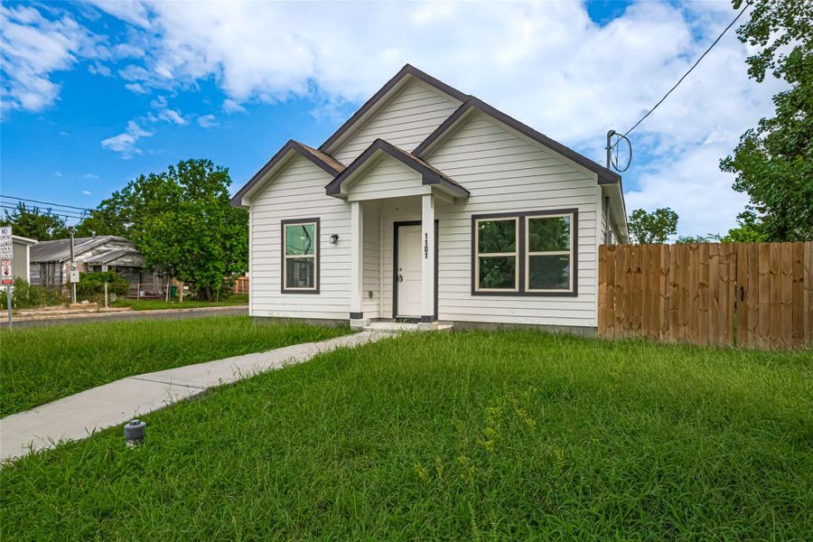 Image 37 of a home in . Image 37 of a home in .