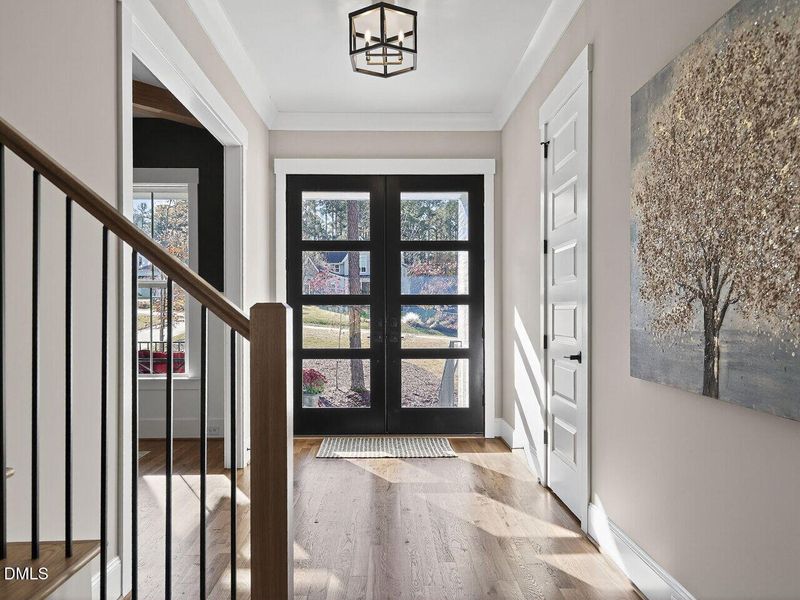 004-1280x960-foyer 004-1280x960-foyer