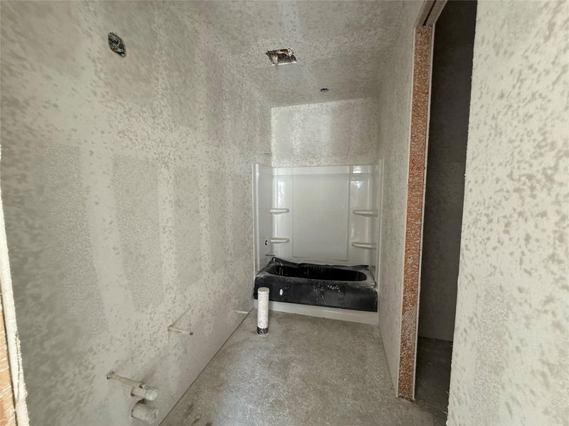 Spacious, unfurnished interior of a new home in The Cottages at La Cima, San Marcos (Image 17). Spacious, unfurnished interior of a new home in The Cottages at La Cima, San Marcos (Image 17).