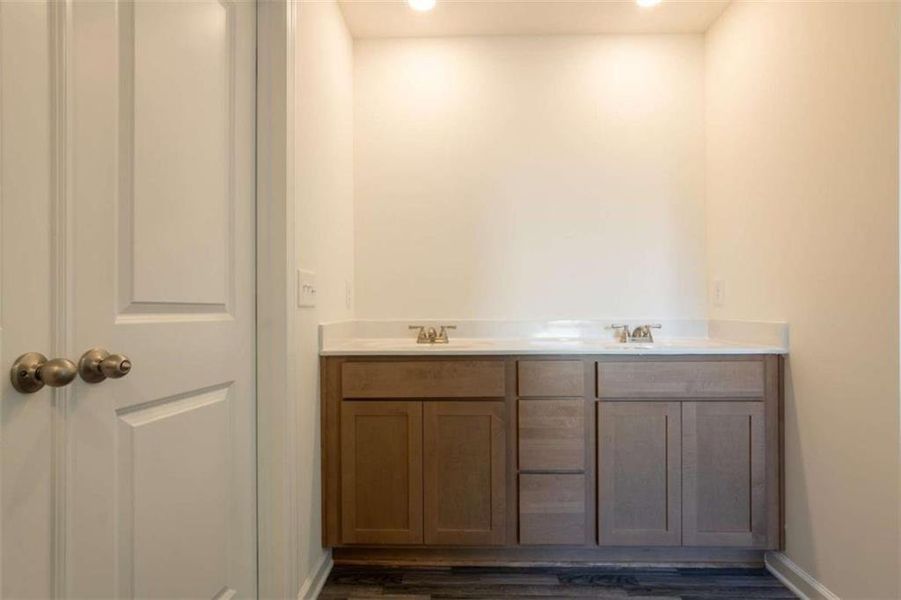 Image 36 of a home in Creekside Landing. Image 36 of a home in Creekside Landing.