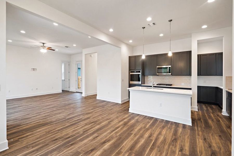 Representative unfurnished interior of a home built from the Glacier by Pacesetter Homes in Easton Park, Austin (Image 43). Representative unfurnished interior of a home built from the Glacier by Pacesetter Homes in Easton Park, Austin (Image 43).