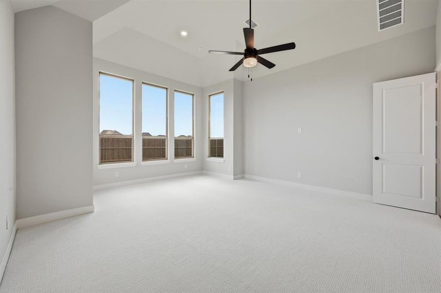 Spacious, unfurnished interior of a new home in Sandbrock Ranch: 60ft. lots, Aubrey (Image 19). Spacious, unfurnished interior of a new home in Sandbrock Ranch: 60ft. lots, Aubrey (Image 19).
