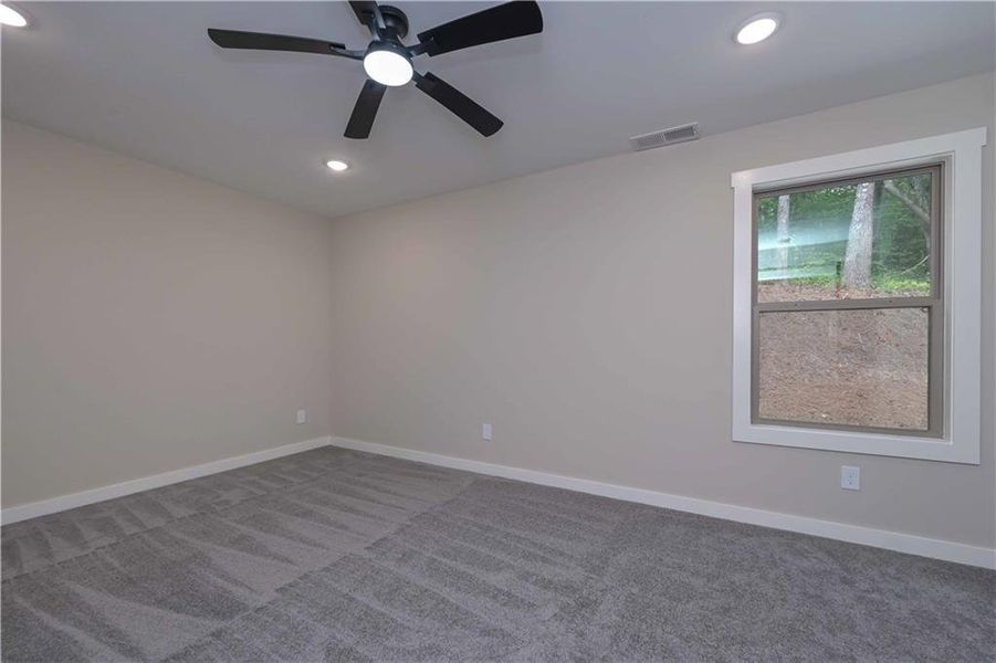 Spacious, unfurnished interior of a new home in , Buchanan (Image 8).