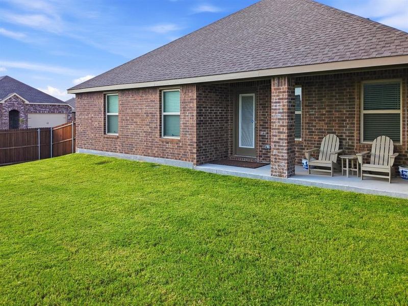 Exterior details and patio area of a home in , Caddo Mills (Image 3).