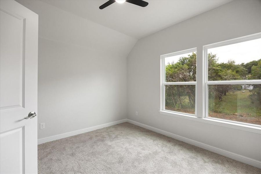Spacious, unfurnished interior of a new home in , Granbury (Image 20).
