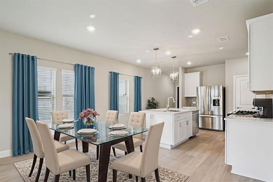 Photo is not of the actual home, but is an inspirational photo of builder’s model home and may depict options, furnishings, and/or decorator features that are not included. Photo is not of the actual home, but is an inspirational photo of builder’s model home and may depict options, furnishings, and/or decorator features that are not included.