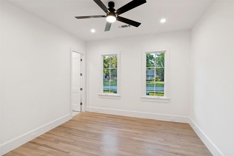 Spacious, unfurnished interior of a new home in , Richardson (Image 25).