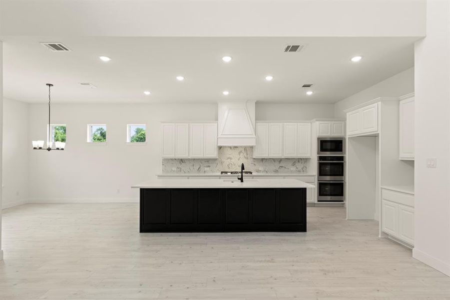 11. 6401 Olive Branch - Kitchen