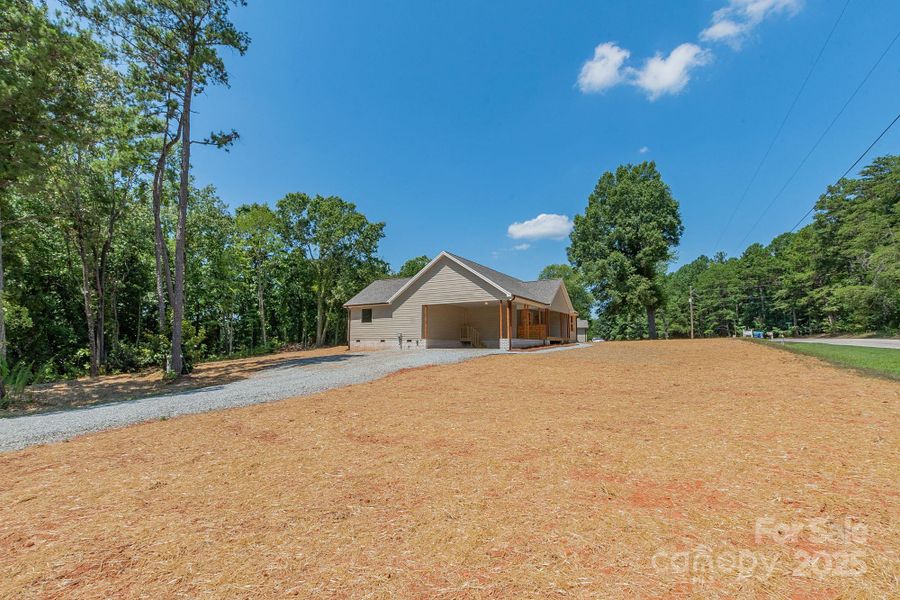 Image 39 of a home in . Image 39 of a home in .