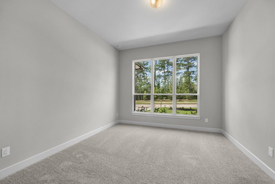 Spacious, unfurnished interior of a new home in Kresston, Montgomery (Image 23).