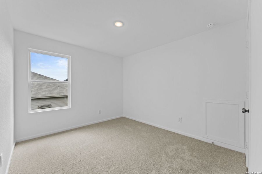 Spacious, unfurnished interior of a new home in Waterwheel, San Antonio (Image 14).