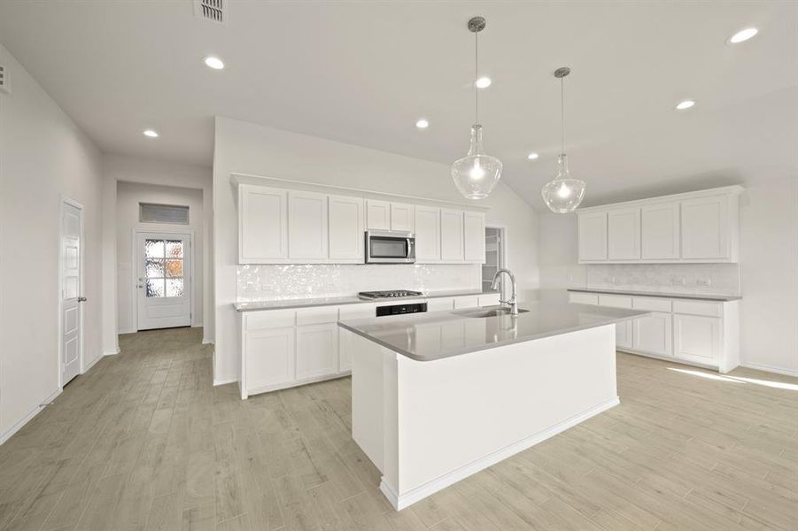 721 Scarlet Sage- Kitchen-1 721 Scarlet Sage- Kitchen-1