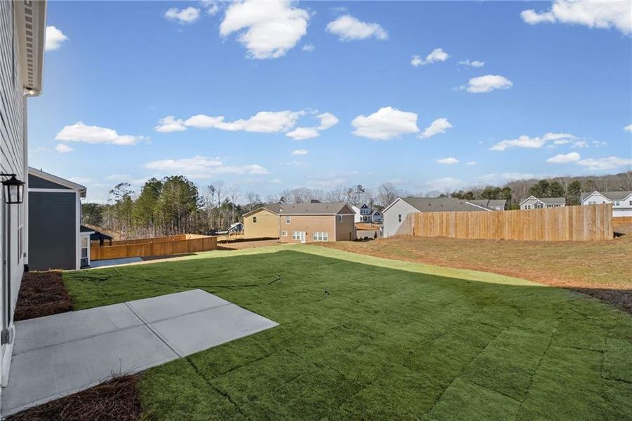 Exterior details and patio area of a home in Sage Woods, Dallas (Image 18).