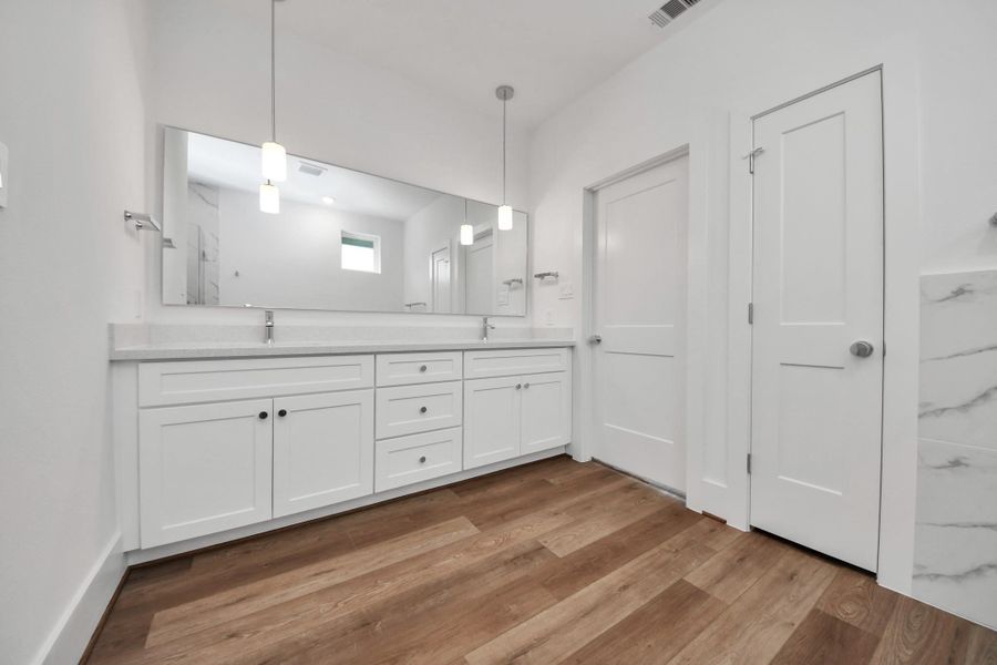 Furnished interior view inside a new home in , Houston (Image 13).