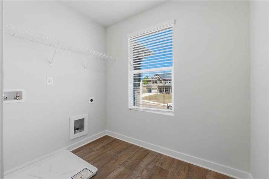 Spacious, unfurnished interior of a new home in Fern Dale, Fairburn (Image 28).
