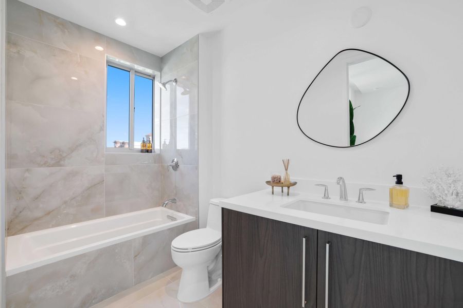 475 E Royal Palm Road - 74 475 E Royal Palm Road - 74