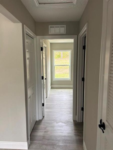 Spacious, unfurnished interior of a new home in , Dunnellon (Image 24).